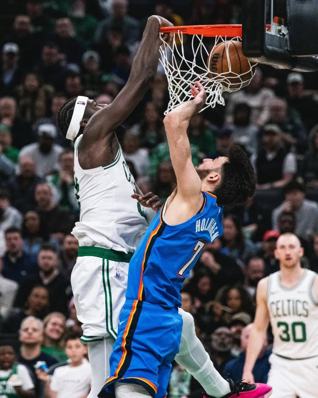 掀翻联盟第一！斩断12连胜！东部最强球队